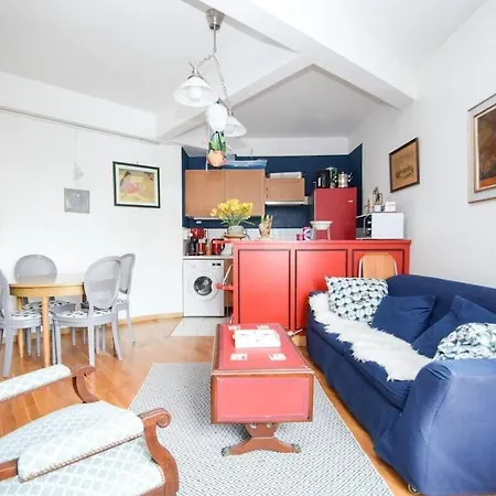 4 Pers Intra-muros Nearby Appartement