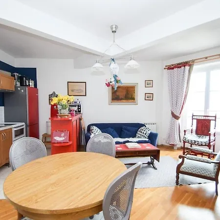 Appartement 4 Pers Intra-muros Nearby *